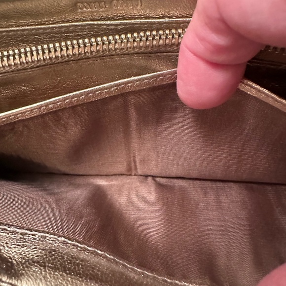 MIU MIU gold leather wallet with top zipper . - Picture 7 of 15